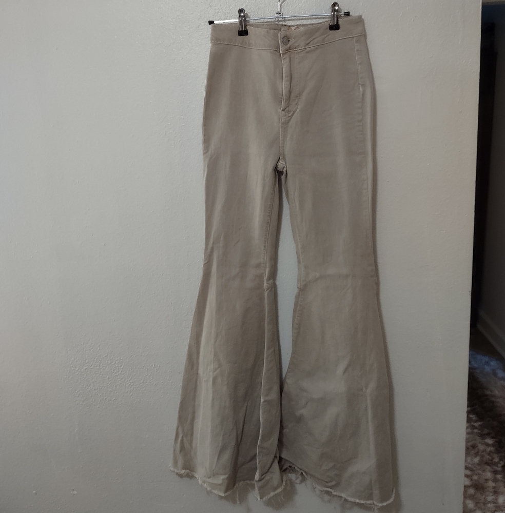 Free People Float on Flares